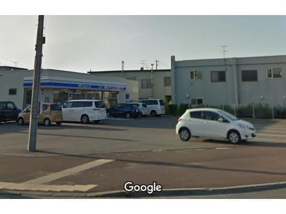 ローソン函館中島店(コンビニ)まで259m 中島廉売戸建