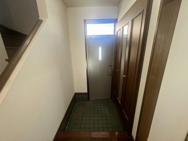  陣川町110番貸家