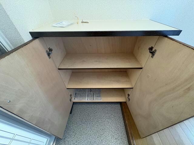  プリムローズ美原台A棟