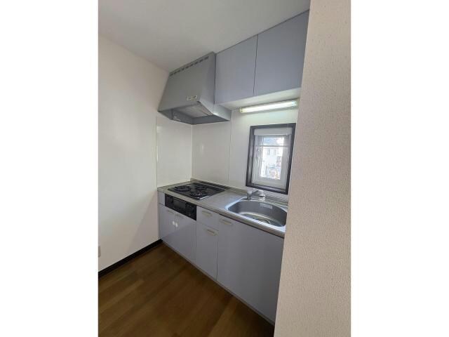  プリムローズ美原台A棟