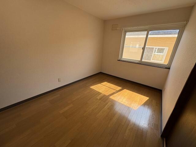  プリムローズ美原台A棟