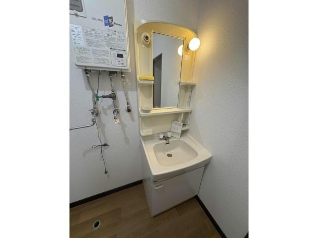  プリムローズ美原台A棟