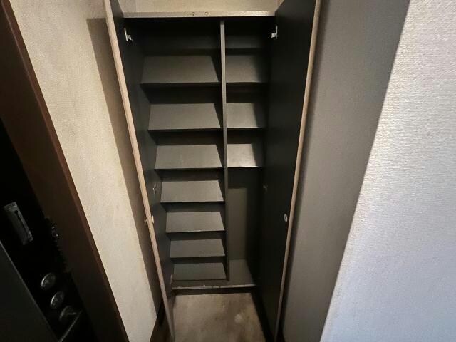  ユピテル弐番館