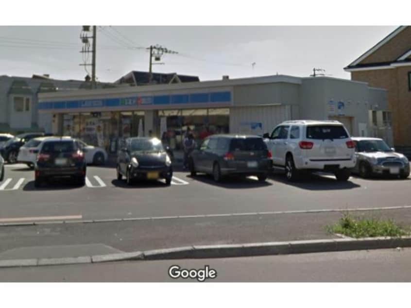 ローソン函館富岡二丁目店(コンビニ)まで507m とちぎマンション