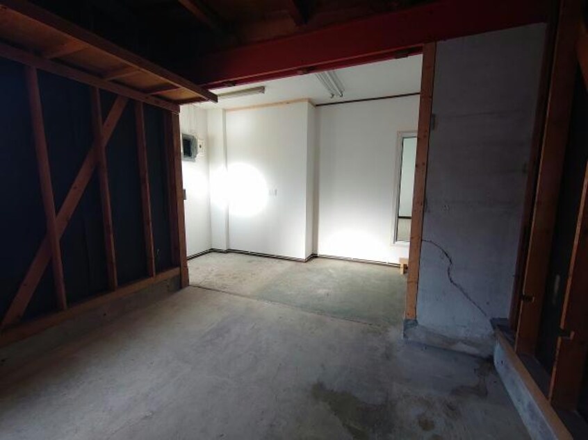  花園町23番戸建て
