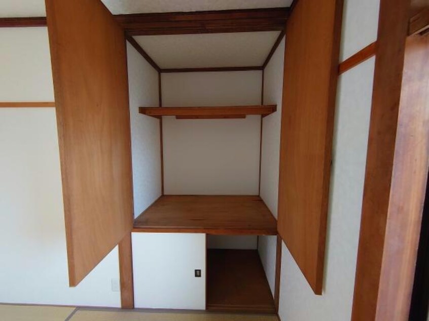  花園町23番戸建て