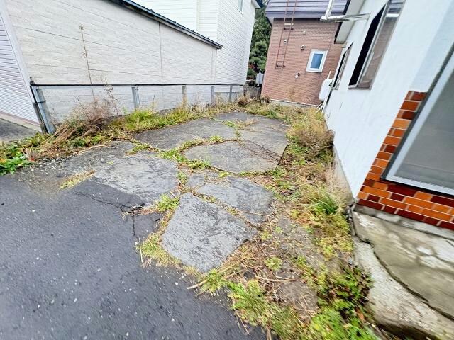  湯川町2丁目34番貸家