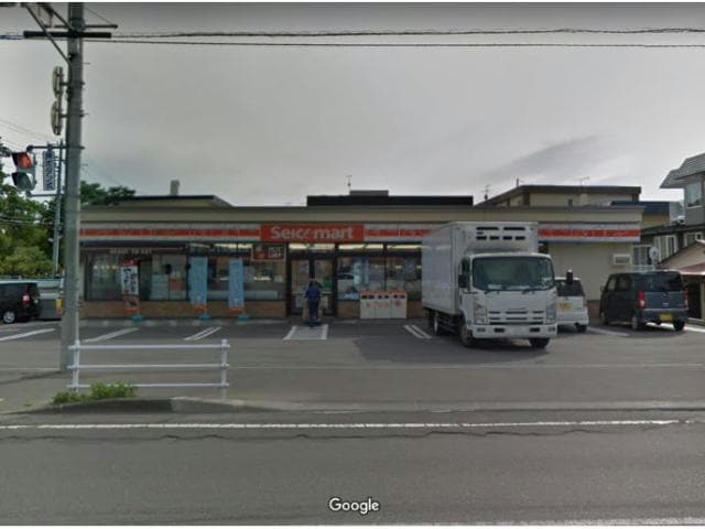 セイコーマート函館港町店(コンビニ)まで594m メゾンギンガ