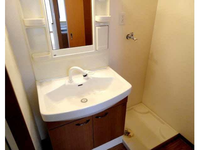  名古屋市営地下鉄東山線/中村公園駅 バス11分大正橋西下車:停歩2分 1階 築19年