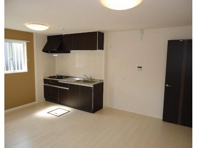  関西本線（東海）/蟹江駅 徒歩25分 1階 築12年