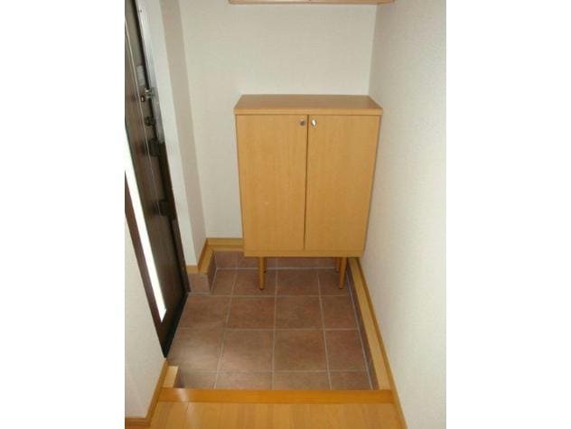  近鉄名古屋線/近鉄蟹江駅 徒歩25分 1-2階 築18年