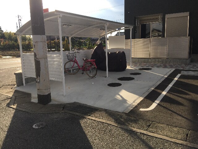 駐輪場 名鉄名古屋本線/大里駅 徒歩27分 1階 築8年