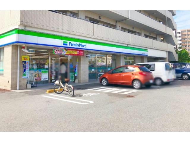 ファミリーマート植田南一丁目店(コンビニ)まで329m 名古屋市営地下鉄鶴舞線/塩釜口駅 徒歩8分 2階 築40年