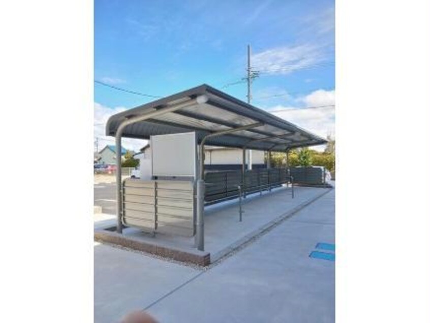  サンリット・レジデンスB