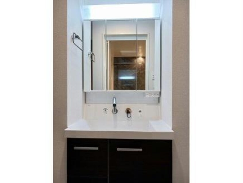  サンリット・レジデンスB