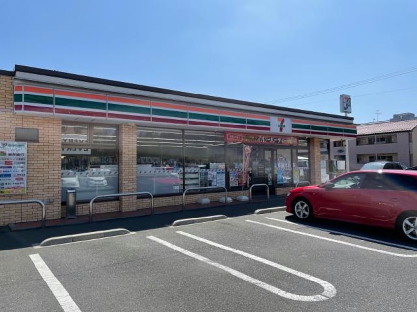 セブンイレブン郡山島中央公園前店(コンビニ)まで493m 東北新幹線（東北地方）/郡山駅 バス17分郡山女子大学下車:停歩2分 3階 築50年