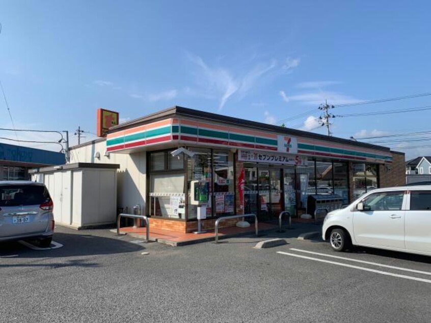 セブンイレブン郡山西ノ宮西店(コンビニ)まで933m 東北本線/郡山駅 バス26分大槻中学校バス停下車:停歩6分 1階 築35年