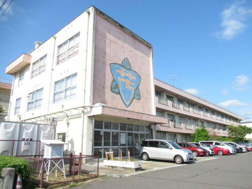 郡山市立芳賀小学校(小学校)まで891m アーバンクリエート