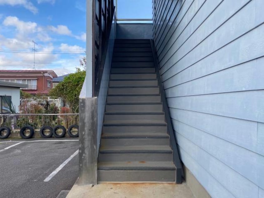  東北本線/郡山駅 バス21分大槻旭町下車:停歩5分 2階 築39年