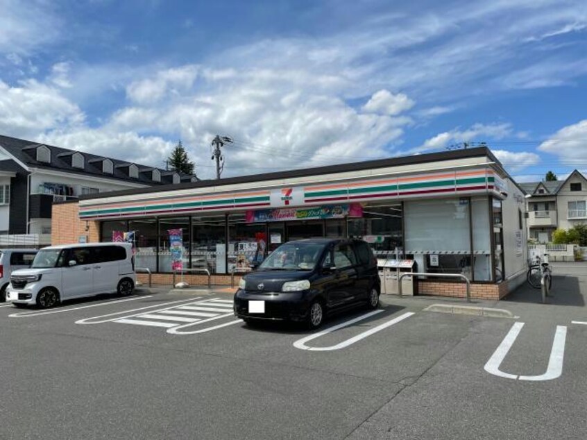 セブンイレブン郡山静町店(コンビニ)まで612m 東北本線/郡山駅 バス33分谷地下車:停歩3分 1階 築1年