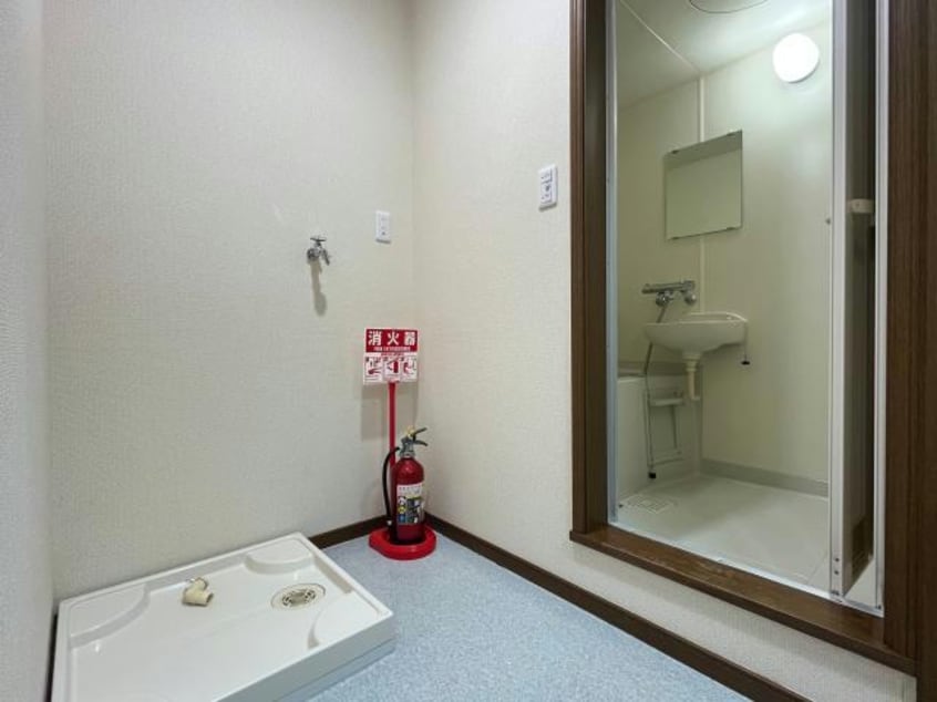  東北新幹線（東北地方）/郡山駅 バス20分鶴見坦1丁目下車:停歩5分 1階 築30年