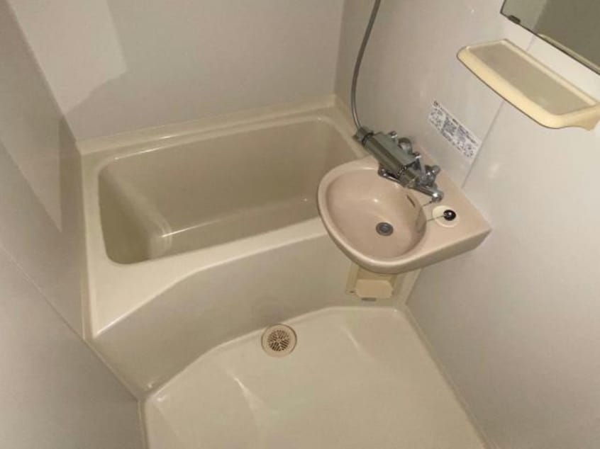  東北本線/郡山駅 バス15分桜小学校下車:停歩2分 2階 築28年