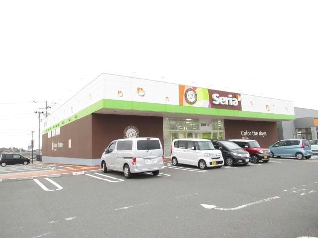 Seriaフレスポ須賀川店(ディスカウントショップ)まで381m 東北本線/須賀川駅 徒歩25分 1階 築11年