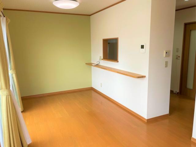 リビング 東北新幹線（東北地方）/郡山駅 バス25分小山田団地前下車:停歩3分 1-2階 築11年