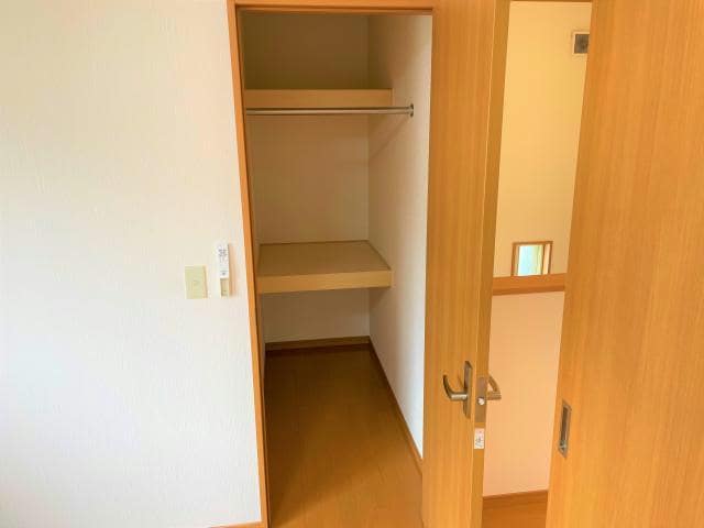 物入れ 東北新幹線（東北地方）/郡山駅 バス25分小山田団地前下車:停歩3分 1-2階 築11年