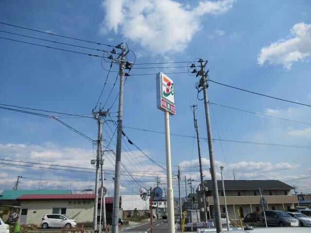 セブンイレブン郡山安積町長久保店(コンビニ)まで394m※コンビニも近く便利ですよ♪ 東北本線/安積永盛駅 徒歩24分 2階 築35年