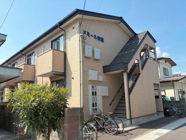  ドミール安積