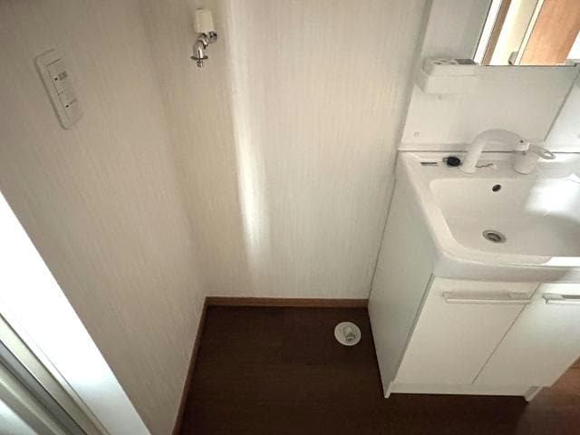 室内洗濯機置き場 ドミール安積