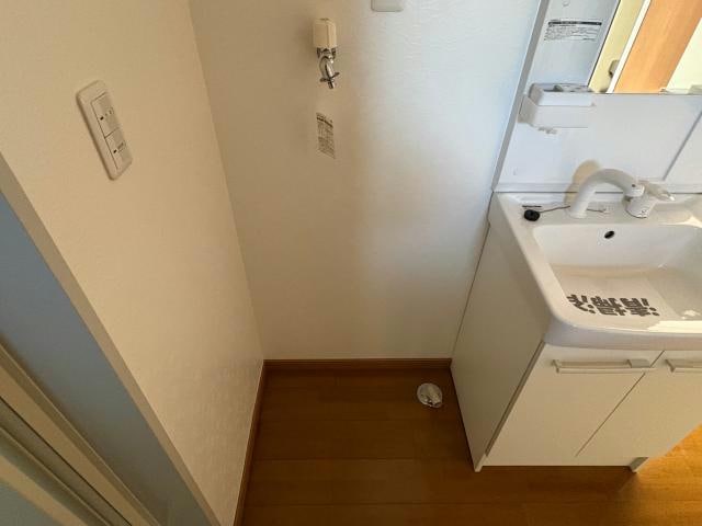 室内洗濯機置き場 ドミール安積