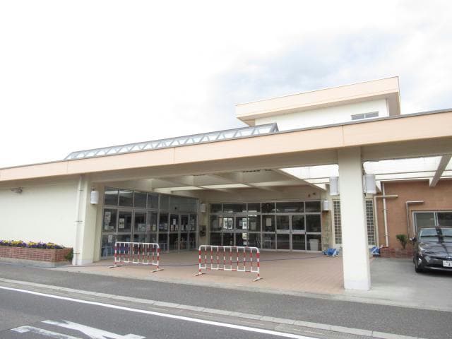 郡山市立芳山小学校(小学校)まで1054m 東北本線/郡山駅 徒歩30分 2階 建築中