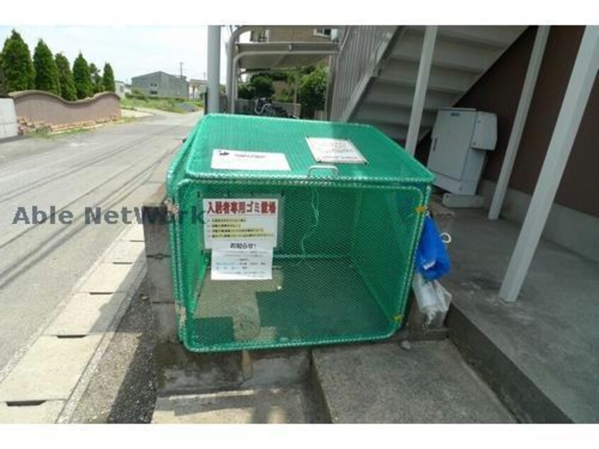  内房線/姉ケ崎駅 徒歩13分 1階 築32年