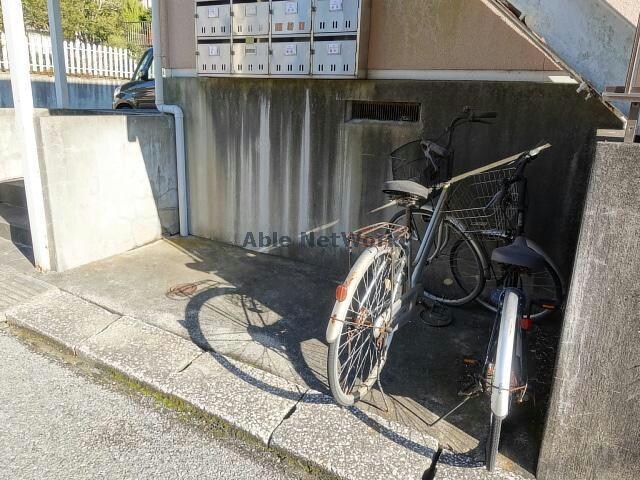  内房線/木更津駅 バス5分東太田郵便局下車:停歩3分 2階 築35年