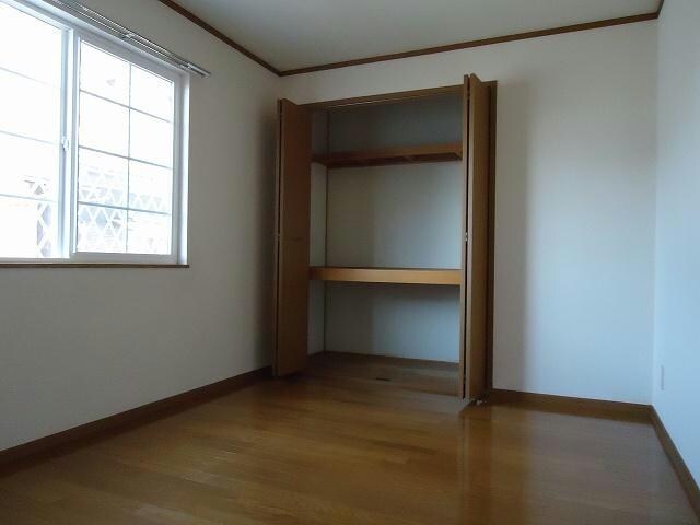 収納 セレッソプラーサ