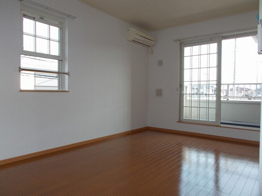 リビング ノイブリーゼＣ