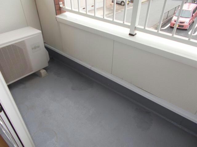 バルコニー ノイブリーゼＣ