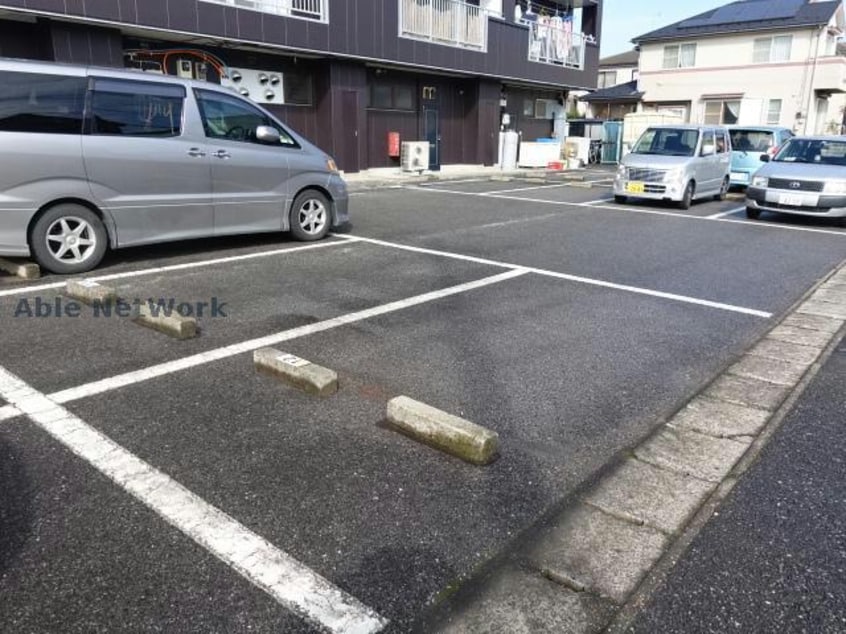  内房線/五井駅 バス8分アピタ前下車:停歩2分 2階 築31年