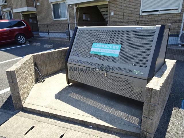 ゴミステーション グランモア