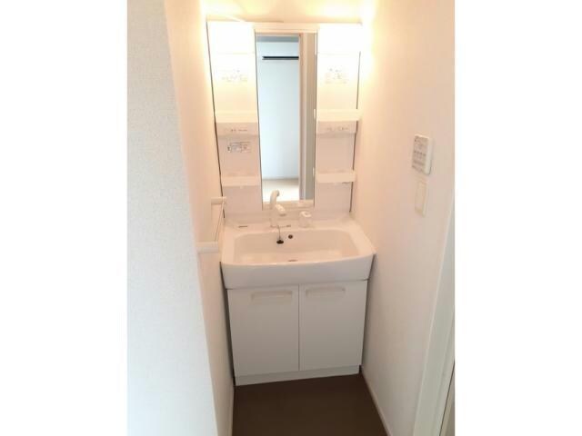  サニースクエアⅠ