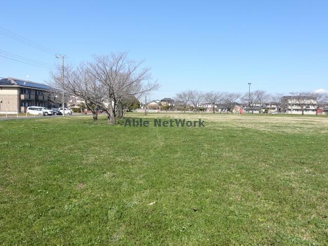 公園目の前です。(公園)まで10m 内房線/五井駅 バス10分出津バス停下車:停歩6分 2階 築13年