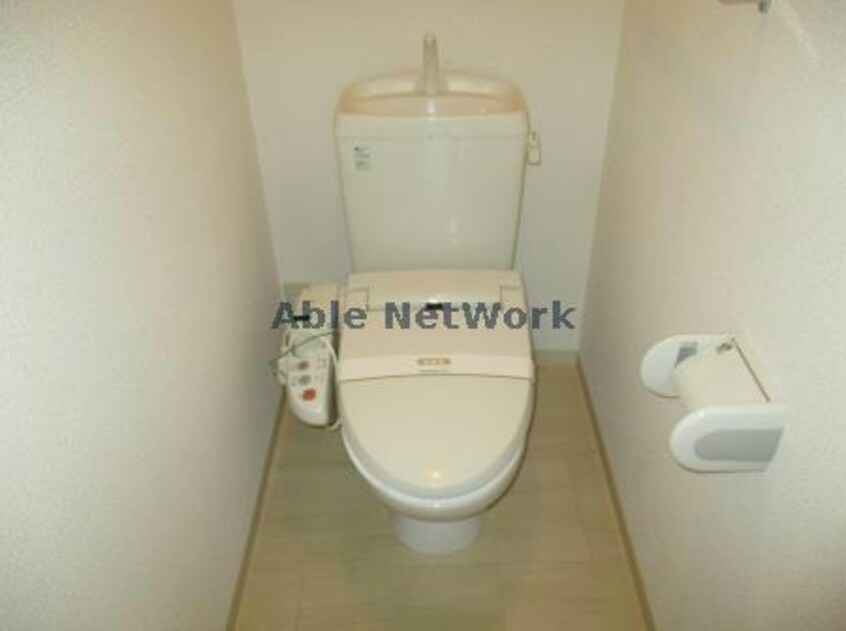  アヴァンセ八幡Ｂ