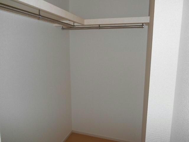  プリムローズ（根田）