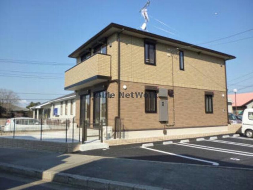  内房線/長浦駅 バス4分蔵波台六丁目下車:停歩6分 1階 築10年