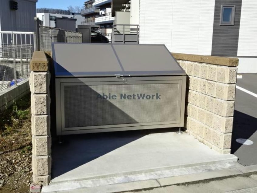  New Rich  ニューリッチ