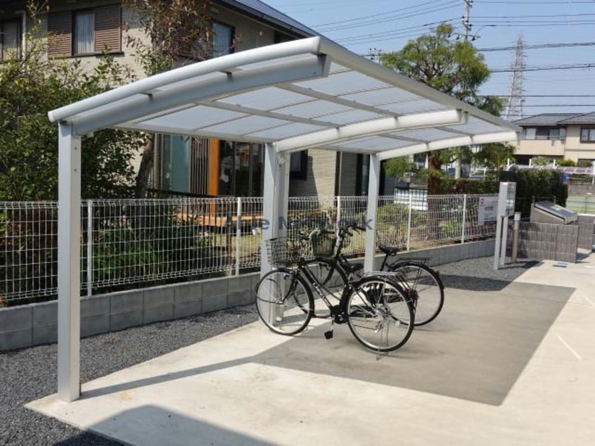 駐輪場 Cセミカ