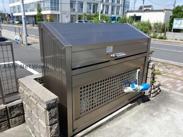 ゴミステーション ボヌールウィズ