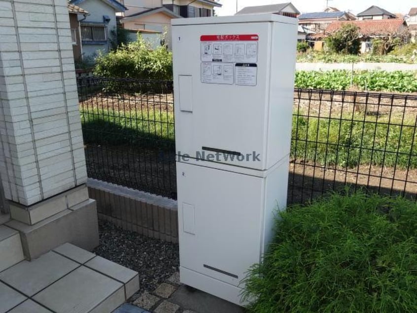 宅配ボックス サンライズ中瀬